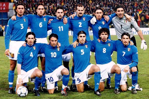 إيطاليا تقول كلمتها وتتأهل لربع النهائي EquipeItalie