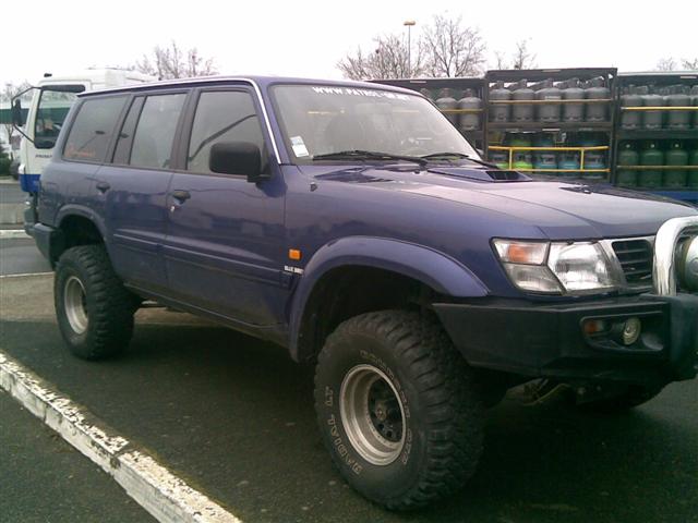 Nissan Patrol TD6 long(blue bird) de fordyan 28032008(001)