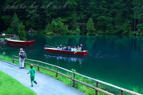 بحيرة blausee 2013 - صور بحيرة الدموع 2012 - السياحة فى بحيرة الدموع الرائعة 2013 Hwaml.com_1338428218_847