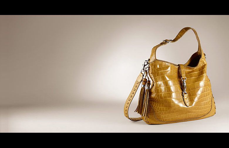  اجمل شنط واحذيه من قوتشي ، شنط واحذيه ماركة قوتشى ، Bags and Shoes Qucci  Hwaml.com_1354505059_386