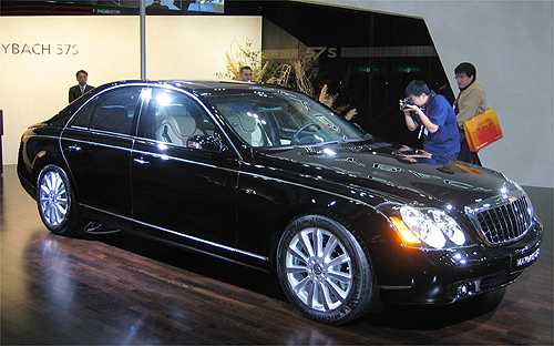 اضخم سيارة في العالم Maybach