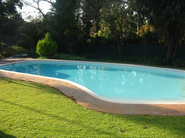 Baseinas Swimming_pool_3