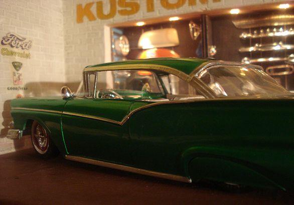 KUSTOM SHOP by night! > 28.71