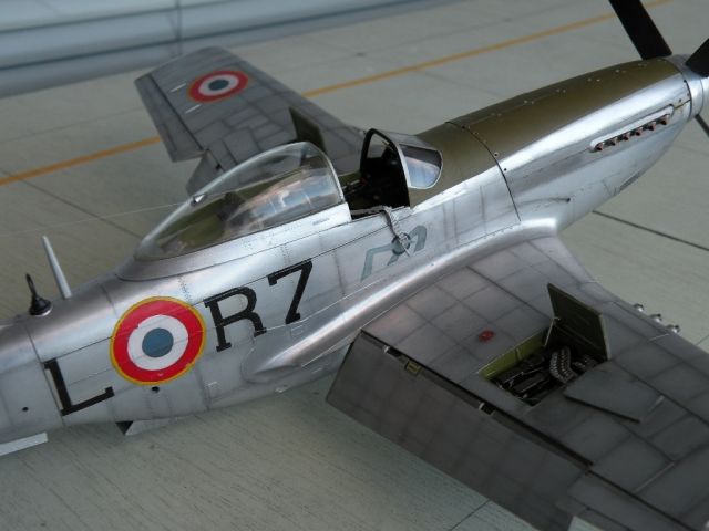 P51D  II/33 SAVOIE    hasegawa 1/32 26.54