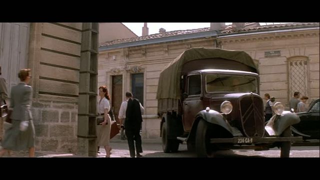 Les citroen au cinéma (et à la télé) - Page 2 28.51