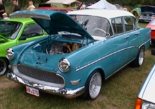 Mad customs opel