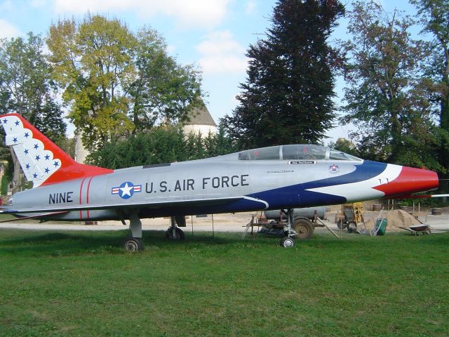 F-100 Super Sabre !!!!! 10.65