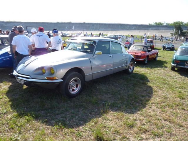 L'autodrome de Monthlery le 5 juin 09.199