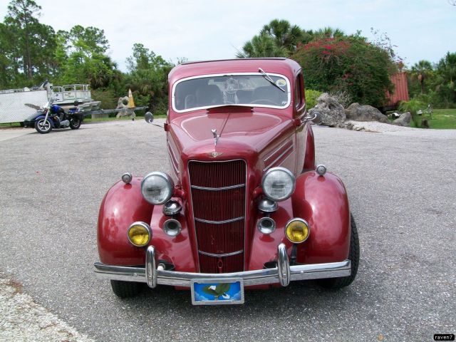 Dodge 1935 coupé 24.253