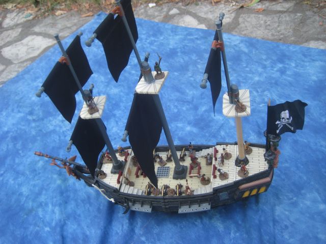 BLACK PEARL MEGABLOCK 04.202