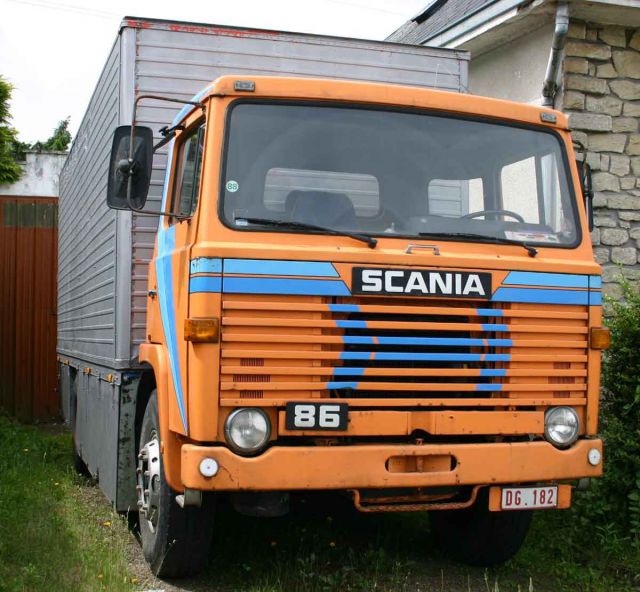 Utilitaires et poids-lourds  non Citroën ... - Page 11 05.298