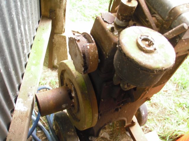 vends scie entrainement par moteur bernard W13 05.173