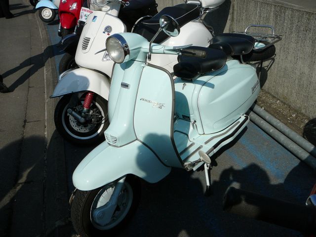 Les deux roues vue a ARRAS . pas de calais  21.242