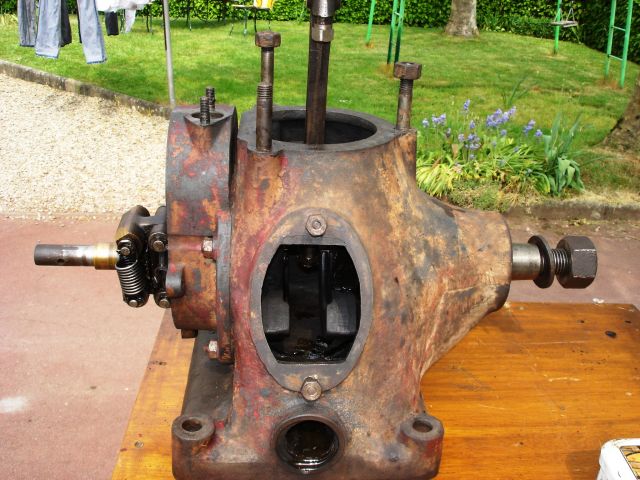 Moteur LEGRAND ERO Type 4 24.217