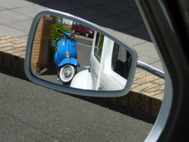 "Get ahead on a Vespa !" =) 10.245