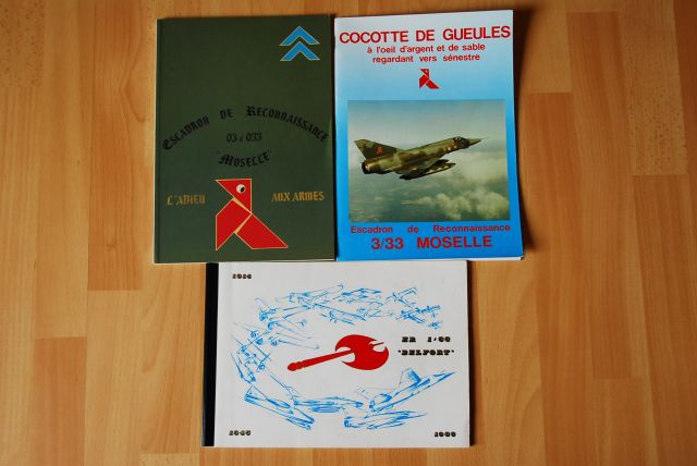 Plaquettes Armée de l'Air... 13.451