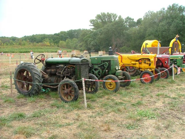 FETE DES MOISSONS 24 ET 25 SEPTEMBRE 2011 A FUVEAU  [b]13[/b 25.49