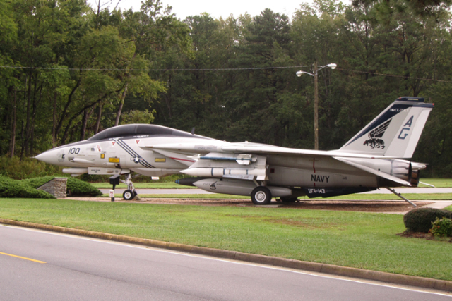 F-14 Tomcat musée 02.190