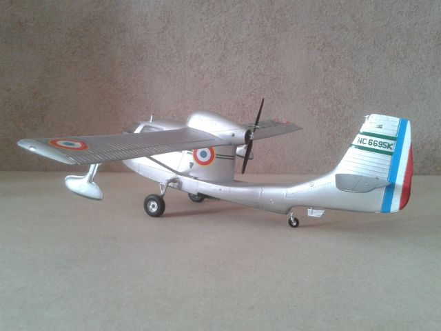 REPUBLIC RC-3 SEABEE 1/48ème. 18.101