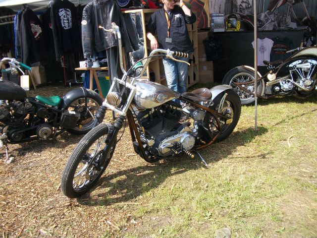 1ier EUROPEAN H0T R0D & Custom Show sur Chimay 24.184