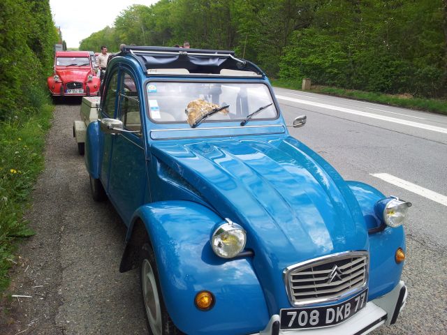 20ème Rencontre Nationale des 2cv Clubs de France à Lavaré (72) 9-12 mai 2013 10.17