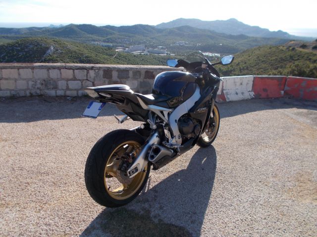 CBR 1000 RR 2011 29.26