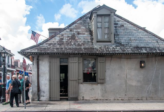 1812 NEW ORLEANS LAFITTE'S Blacksmith Shop 01.22