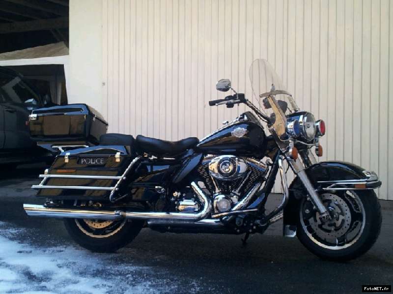 STREET GLIDE EN DUO OU ULTRA GLIDE - Page 2 13589683871