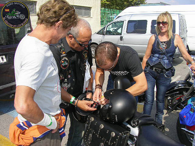 MOTOALMUERZO DE LOS TROTAMUNDOS DE ELCHE 2-10-2011 1F4EE359182B4E88B040304E889D37