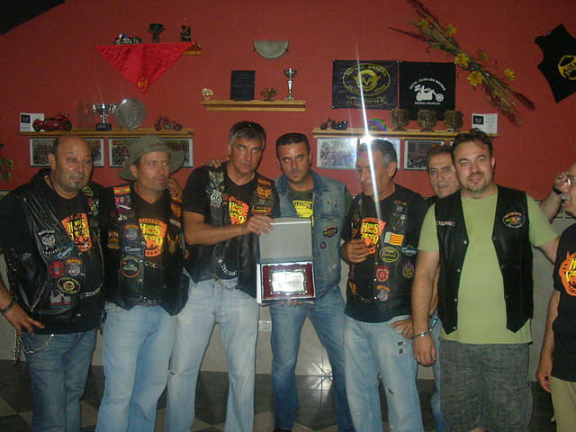 VUESTRO 1er. ANIVERSARIO 09-07-2011 VISTO POR LARROSA 224E757DB01E4E1AD2A32A4E1AC1CF