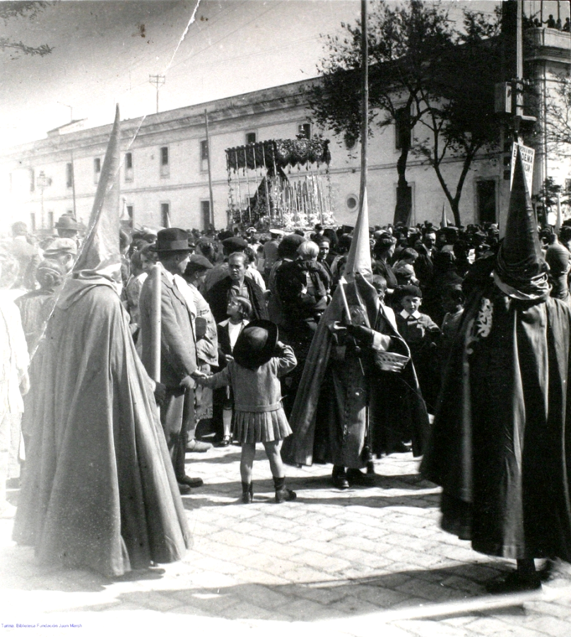 Fotos Antiguas en B/N  (III) - Página 8 2541abc51d0f74c201cae8159e7abf77o