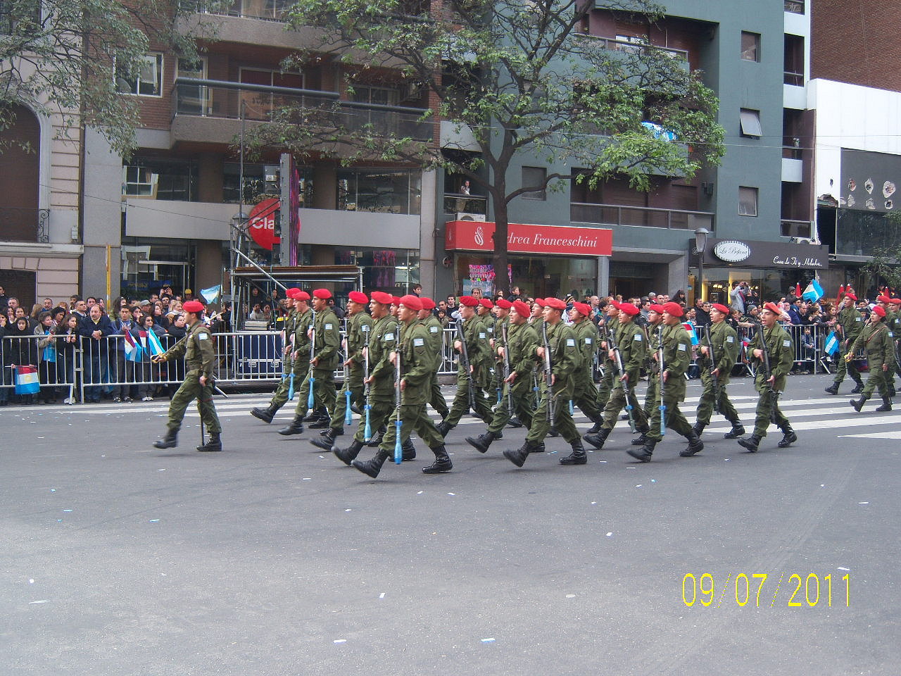 Desfile Cívico - Militar 9 de Julio 27036a9c29917f273d6f121a7545d2a2o