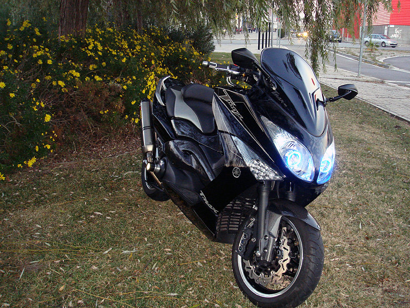 Mon Tmax 50fec3a8a5475345e581389173983b0ao