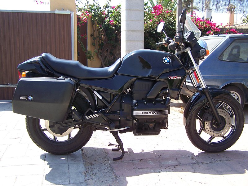 Personalización y rejuvenecimiento de GS 1200 del 2007 680c3b691482fa418bfccdf621b6ba25o