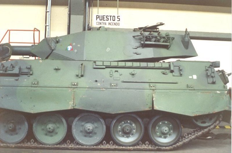 TAM-Tanque Argentino Mediano - Página 11 81b1ddbab157fbdba5ef842dc8d9d06bo