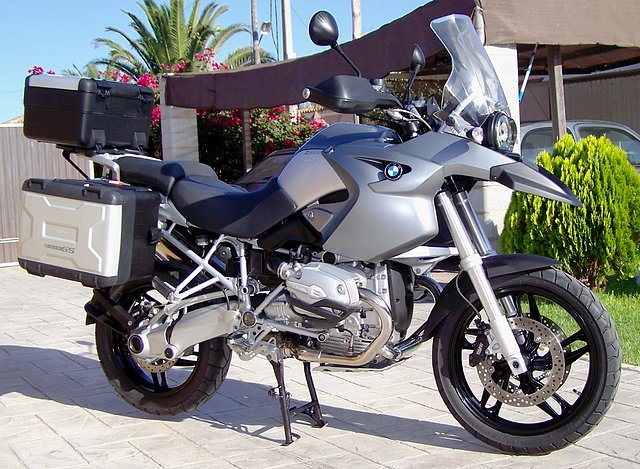 Personalización y rejuvenecimiento de GS 1200 del 2007 A2b45643c75989c0a684ec4c564928f2o