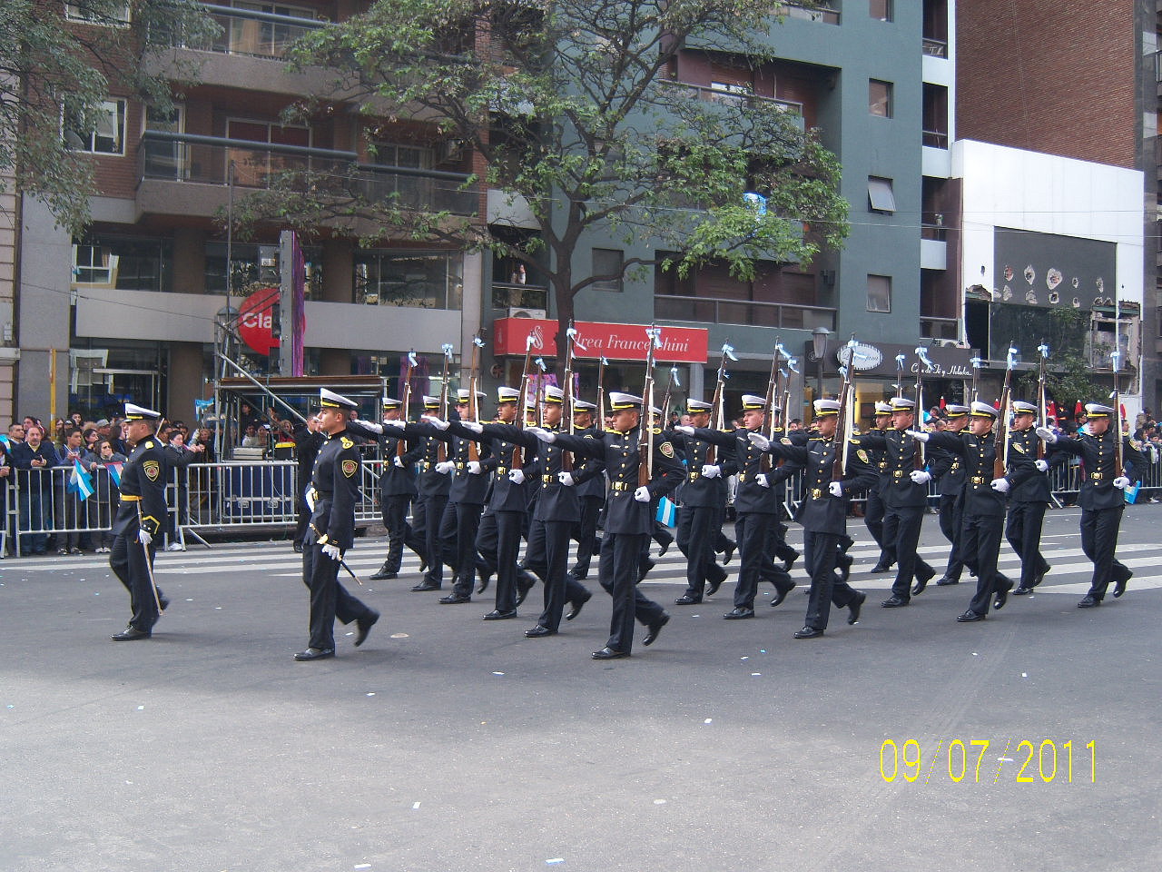 Desfile Cívico - Militar 9 de Julio Dba45de689a7cfb39d33c53a3bbe43fdo