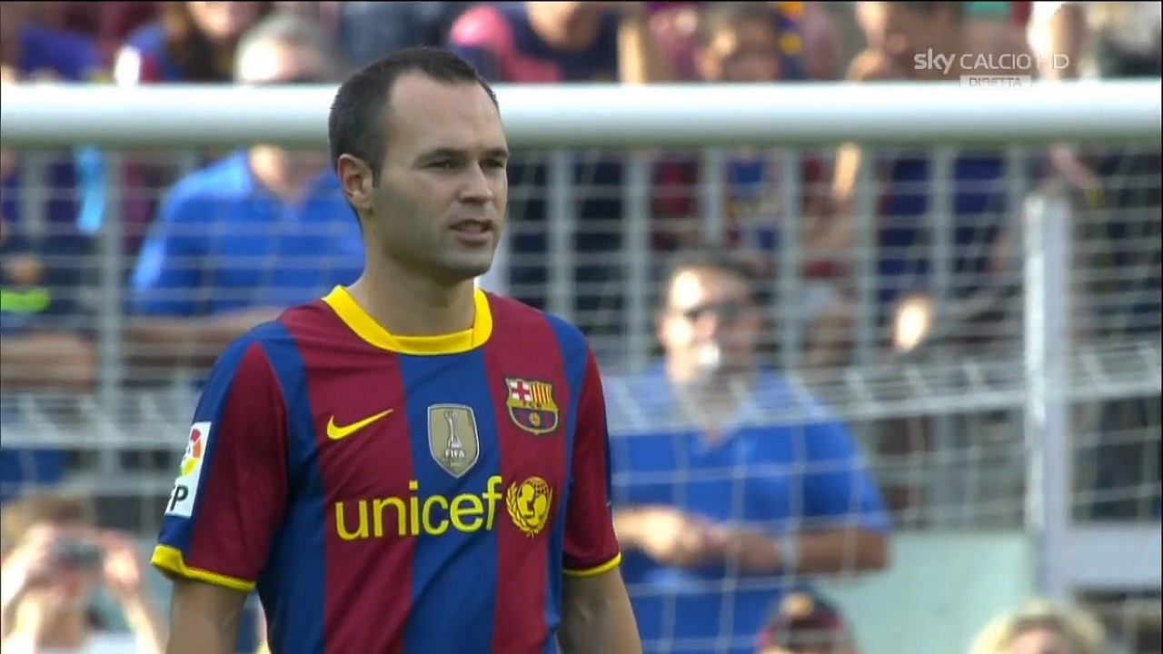 Liga 2010/2011 - J2 - FC Barcelona Vs. Hércules CF (720p) (Italiano)	 E97cf9df2effb96d9c2e338620c704f7o