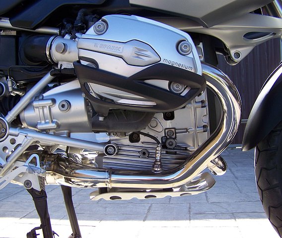 Personalización y rejuvenecimiento de GS 1200 del 2007 Eb92725bcc5a034d534eb6107c15a37ao