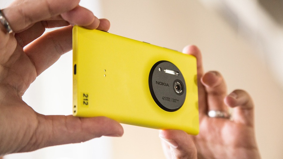 Mùa giảm giá Lumia 1020 New Fullbox Giá Cực Sốc... Siêu phẩm Camera 41mpx Nokia-Lumia-1020-f