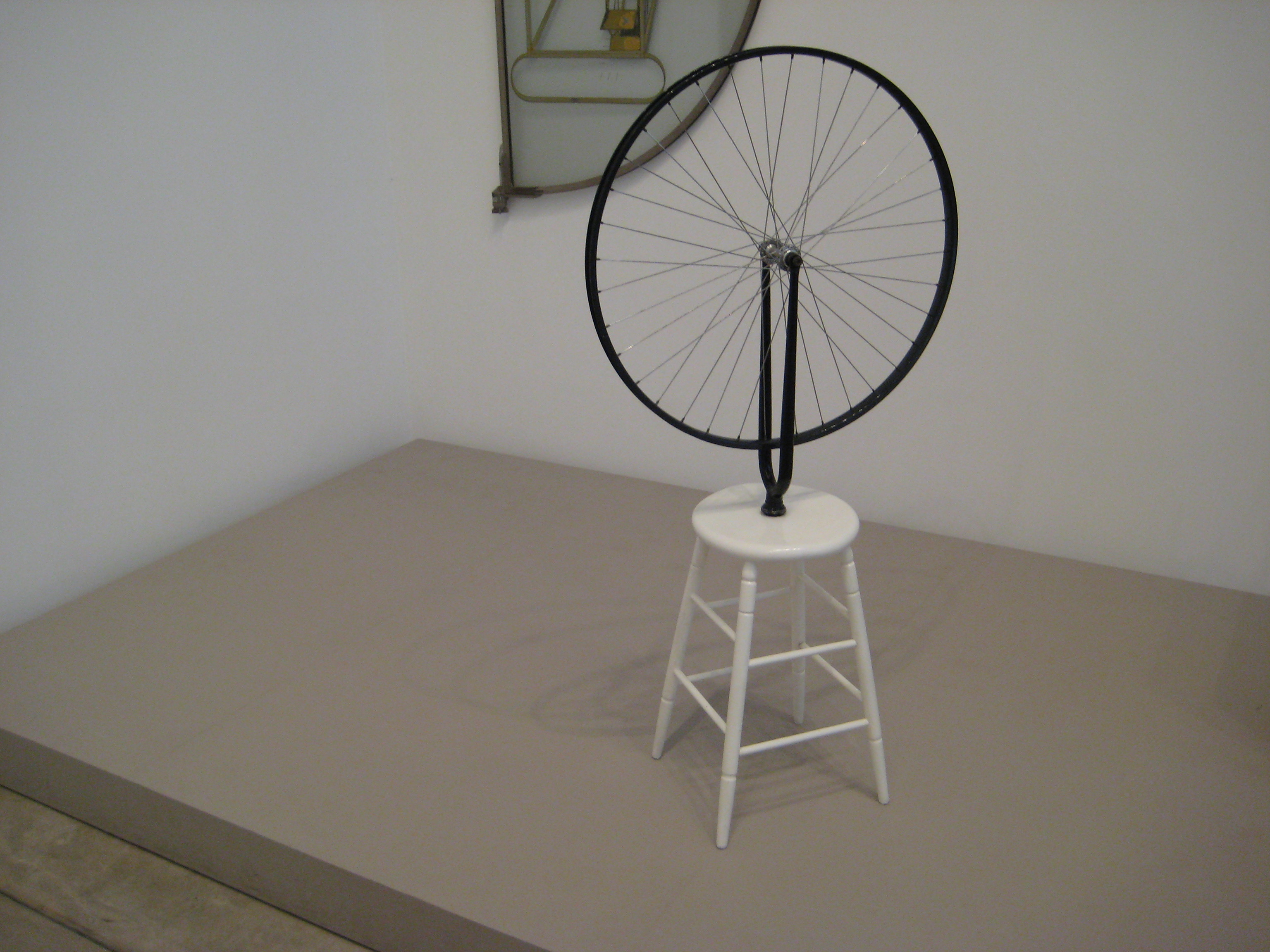 Aimez- vous... Duchamp_wheel