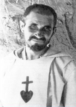 Le père Charles de Foucauld . 250px-P%C3%A8re_Charles_de_Foucauld