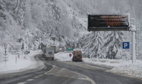 "SEGUIMIENTO METEOROLÓGICO" - Página 6 Neige_Pyr_n_es