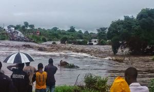 Inondations au Zimbabwe, au Malawi, au Mozambique et en Australie Zimbabwe_floods02