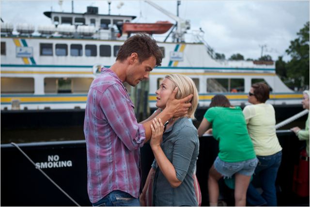 SAFE HAVEN [2013] 20413262