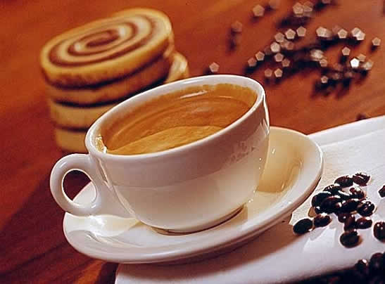 فوائد الكافيين Coffee-cup