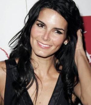 Sexy Women thread - Page 17 Angie-harmon