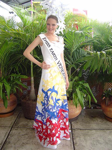  alexandra braun, miss earth 2005.	 65gzxp5o