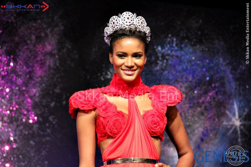 leila lopes, miss universe 2011. - Página 45 Cpohn4s5