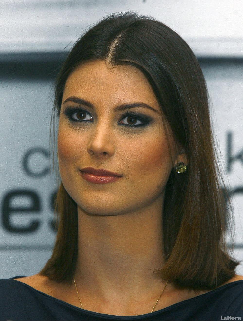 stefania fernandez, miss universe 2009. - Página 15 92ztguyp